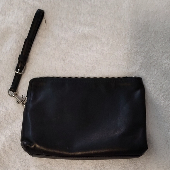 Coach wristlet - Picture 4 of 9